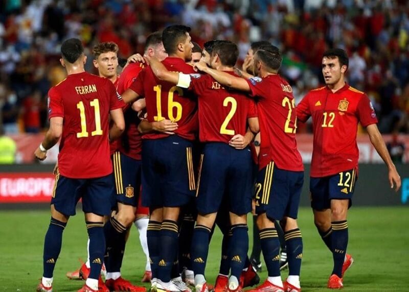 Đội tuyển Tây Ban Nha với sứ mệnh tái tạo hào quang